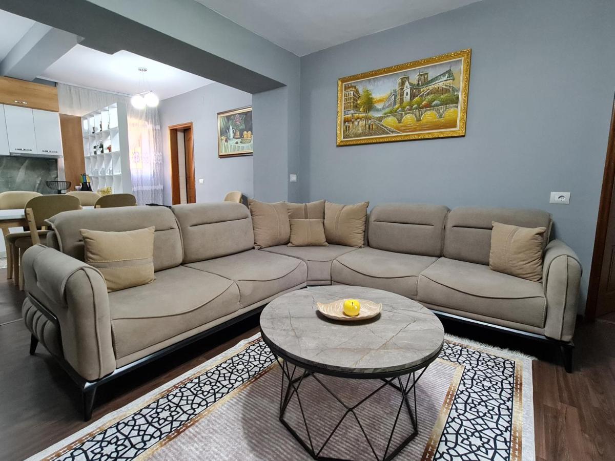 Jon'S Apartment Tiranë Ngoại thất bức ảnh
