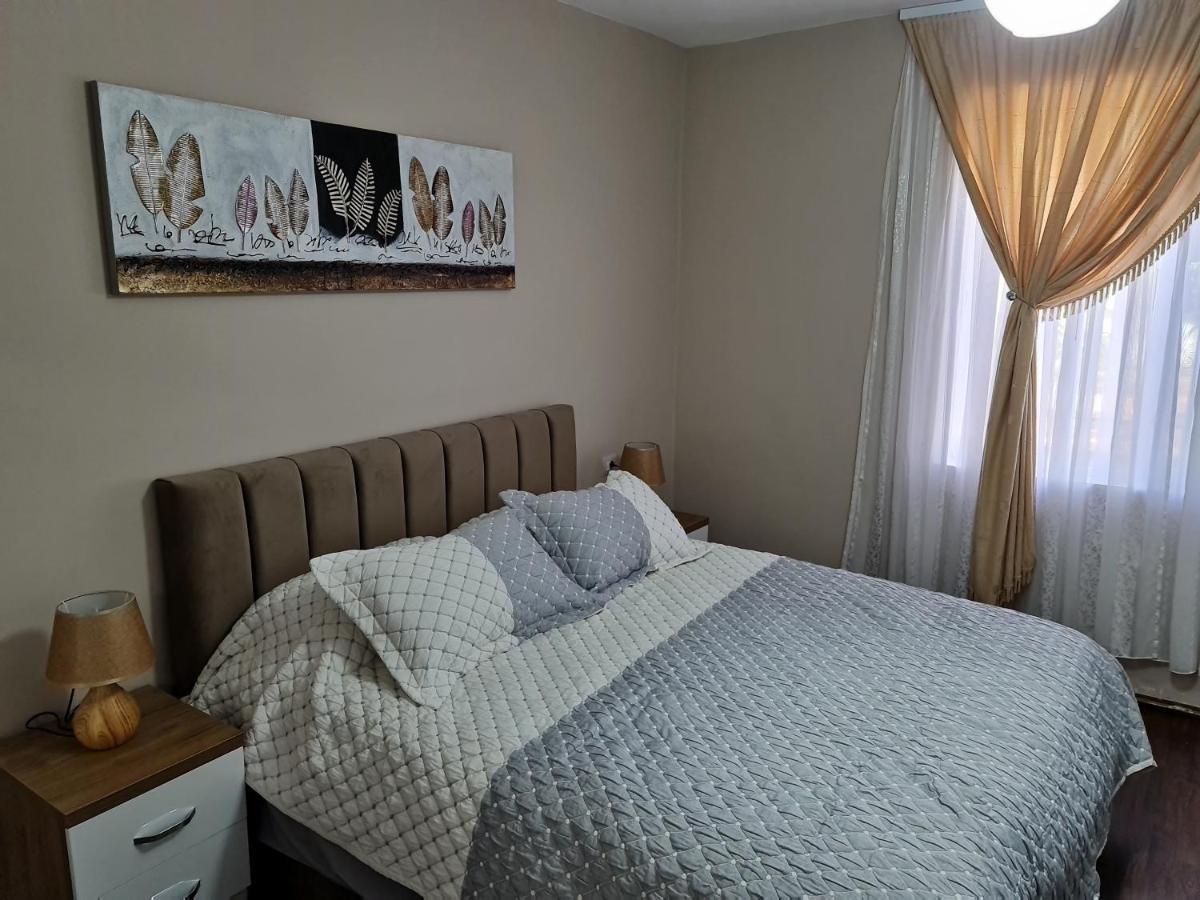 Jon'S Apartment Tiranë Ngoại thất bức ảnh